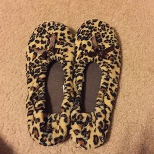 Women’s slippers